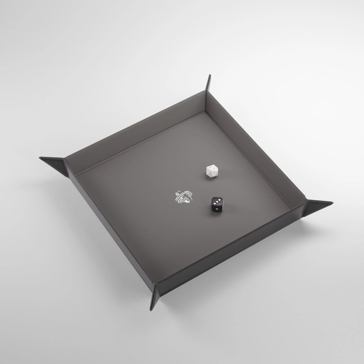 GG_MagneticDiceTray_Square_Gray-0002_Lfzu94RmE